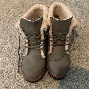 Cliffs brand boots size 7 1/2